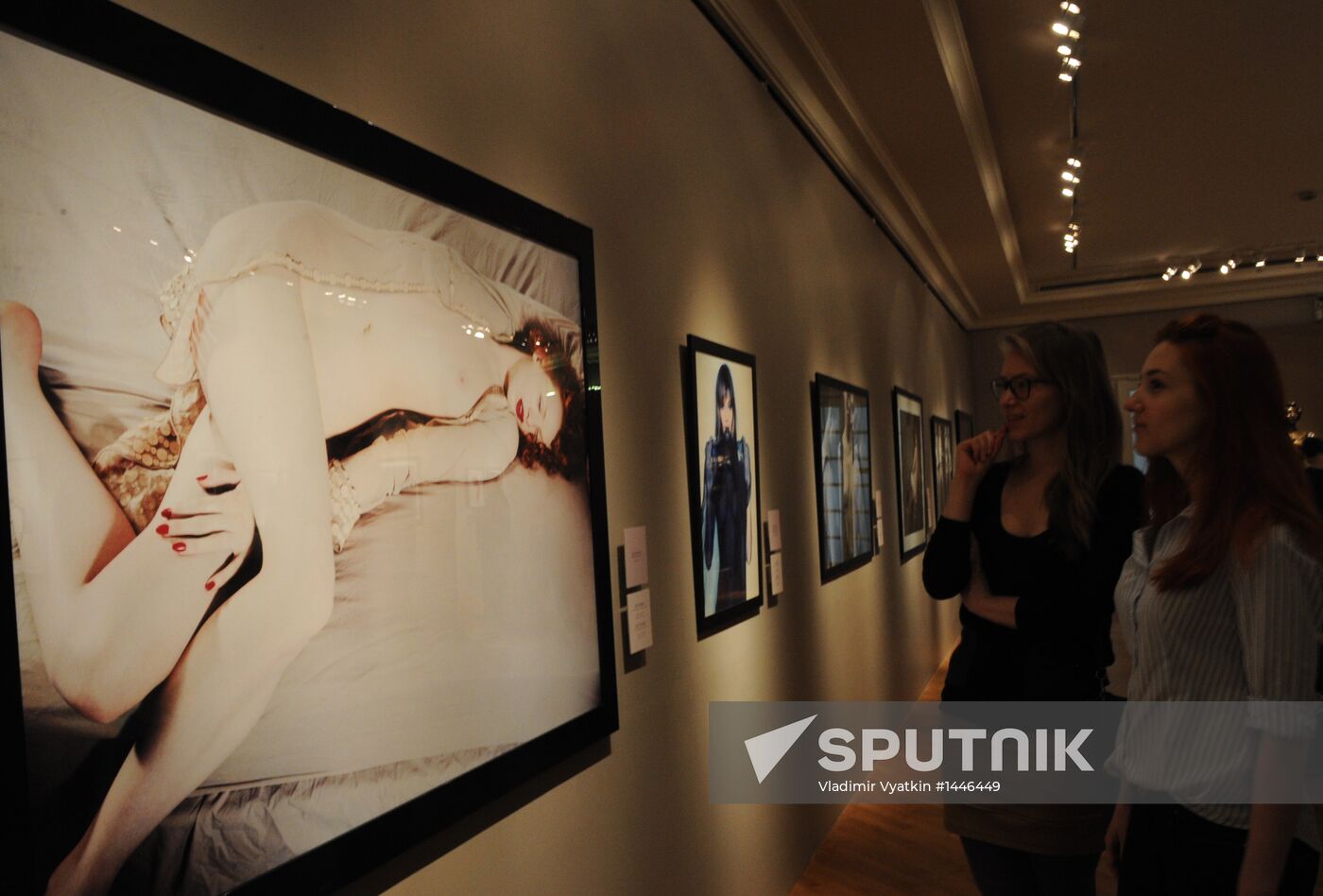 Pushkin Fine Arts Museum, Vogue magazine open joint exhibition