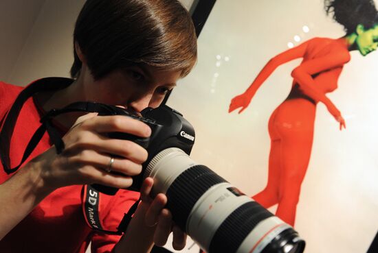 Pushkin Fine Arts Museum, Vogue magazine open joint exhibition