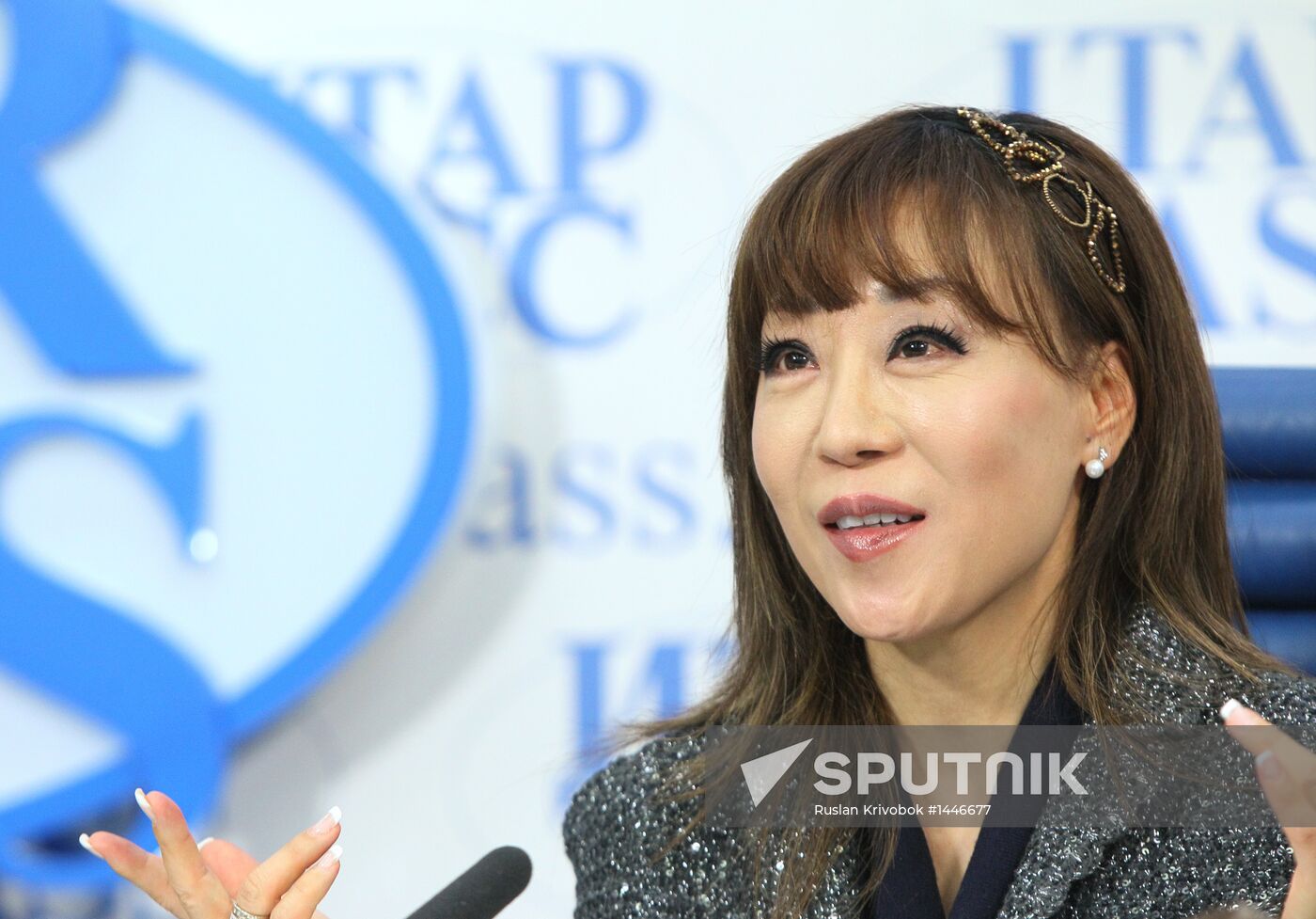 Soprano Sumi Jo to give "Mad in Love" recital in Moscow