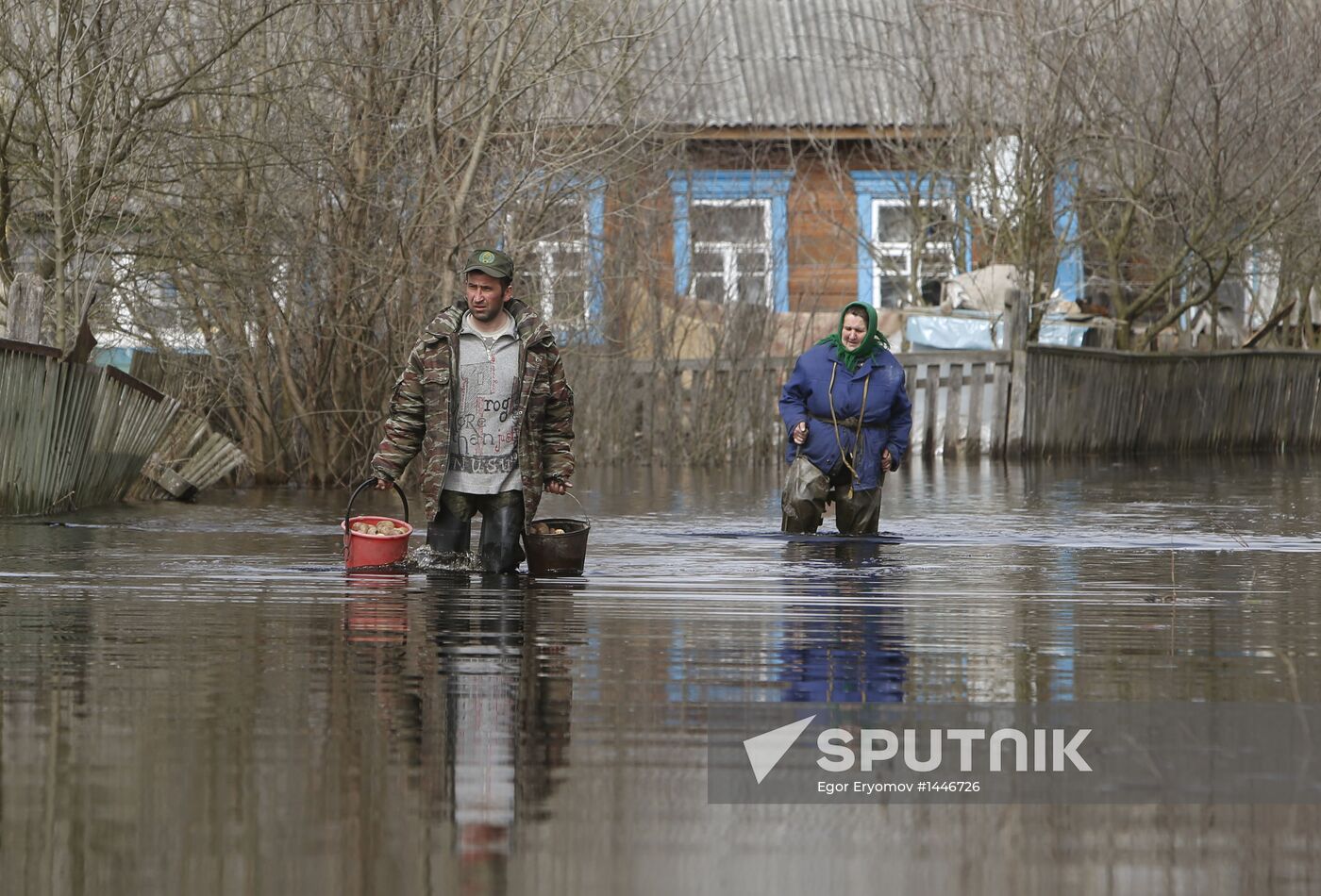Spring floodwaters overwhelm villages in Gomel Region