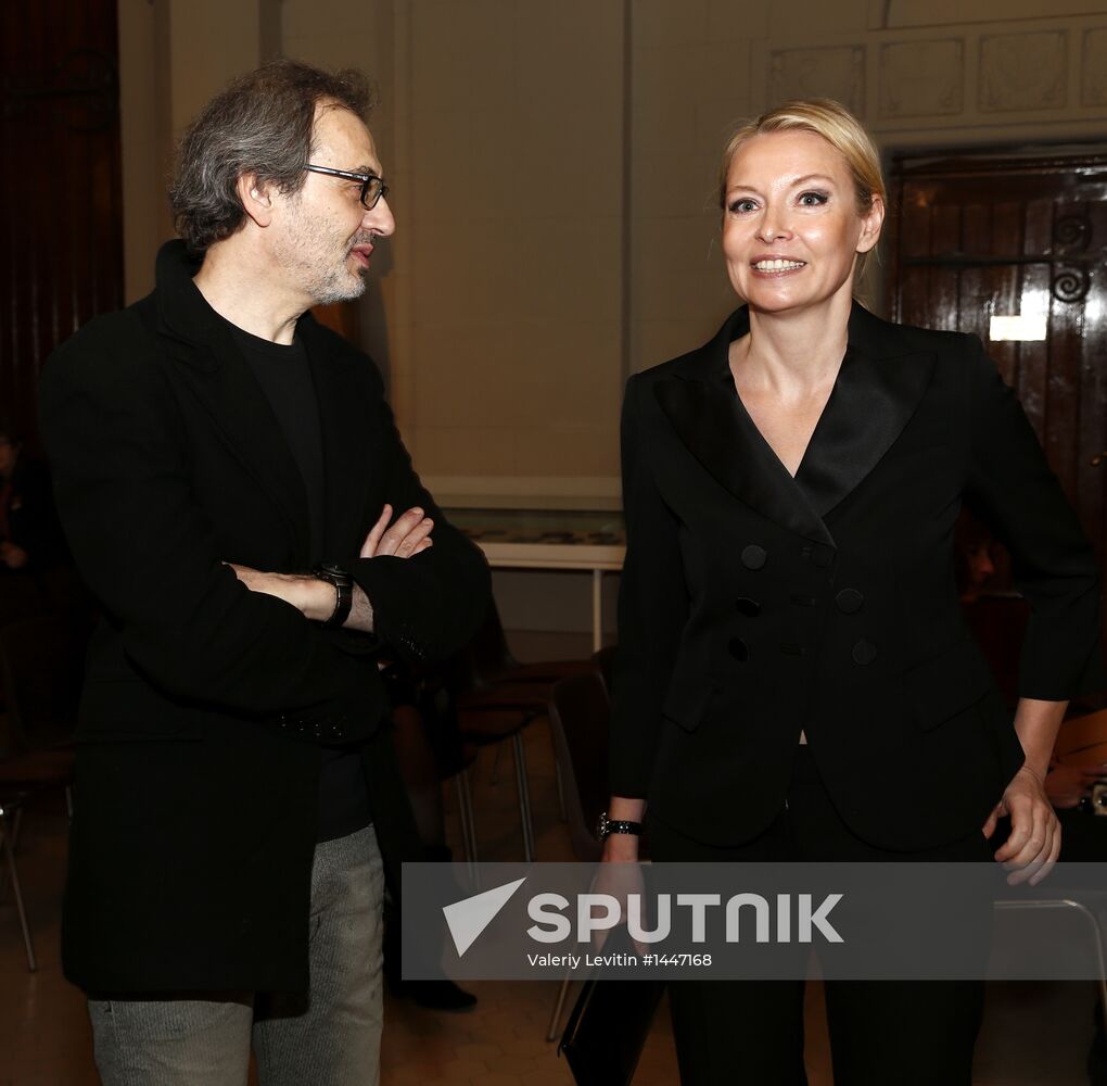 Pushkin Fine Arts Museum, Vogue magazine open joint exhibition