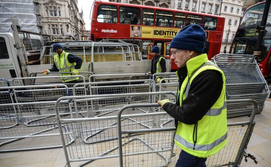 London prepares to bid farewell to Margaret Thatcher
