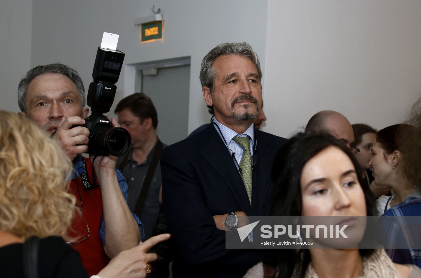 Andrei Bilzho's exhibition opens in MMOMA