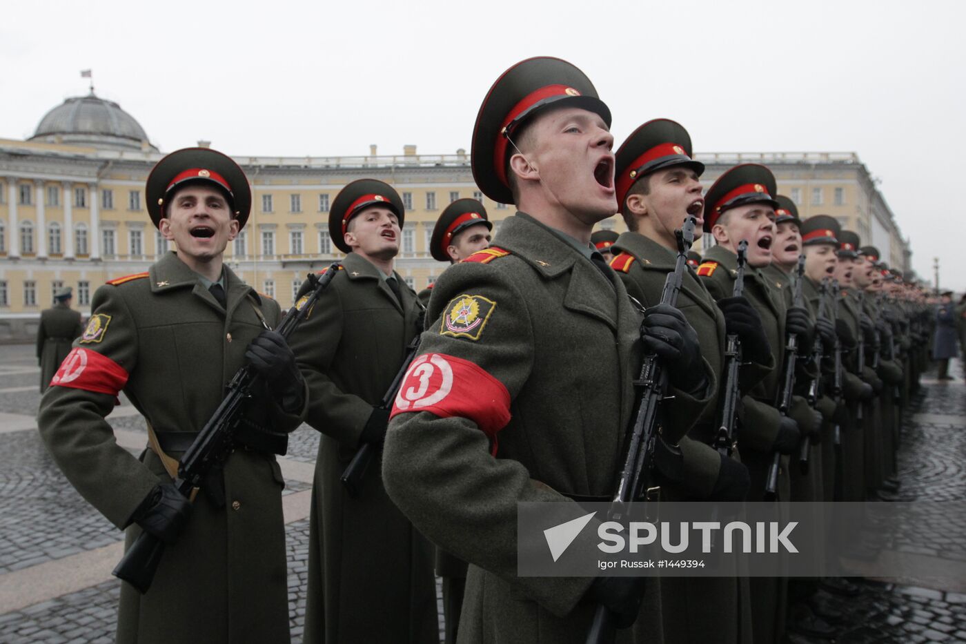 Victory Day parade rehearsed at St. Petersburg's Palace Square