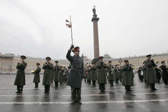 Victory Day parade rehearsed at St. Petersburg's Palace Square