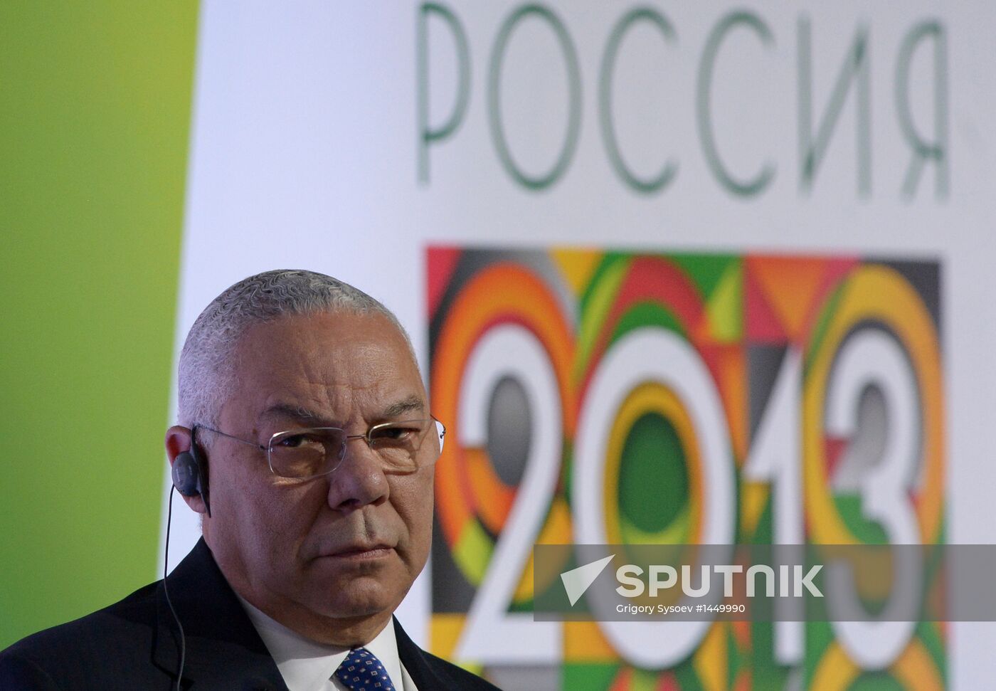 Ivanov, Powell meet at Russia Forum 2013