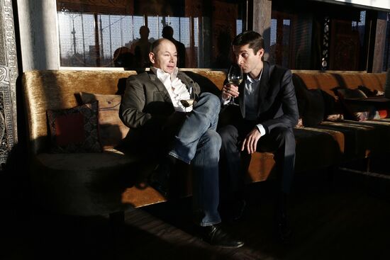 D. Khotimsky presents: Let's Cash In On the Crisis of Capitalism