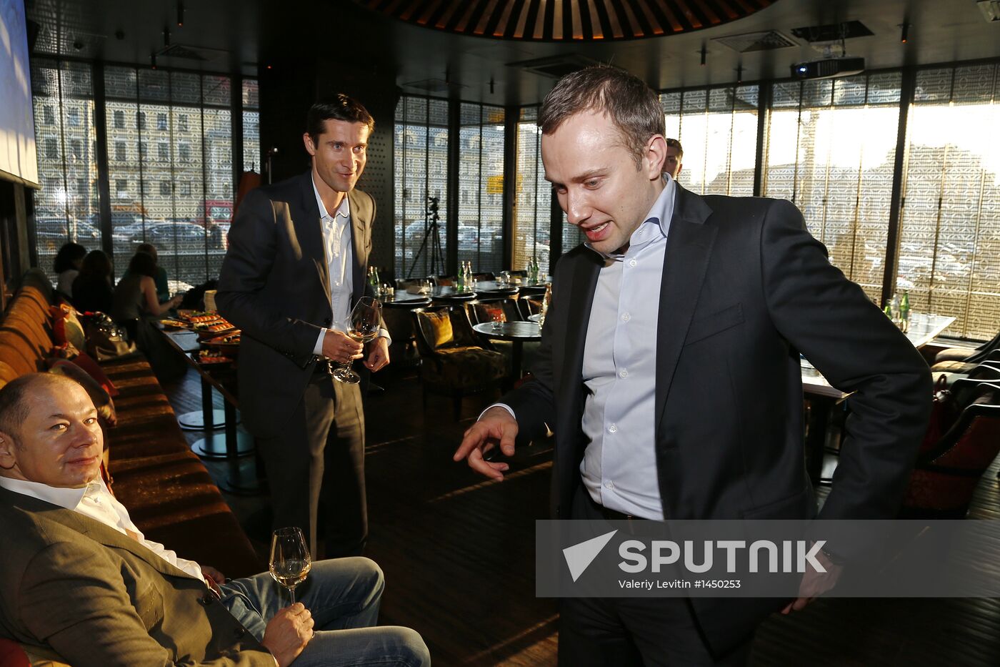 D. Khotimsky presents: Let's Cash In On the Crisis of Capitalism