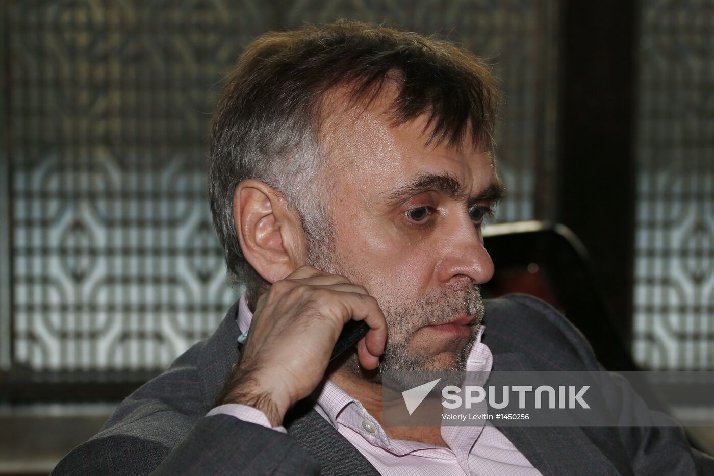 D. Khotimsky presents: Let's Cash In On the Crisis of Capitalism