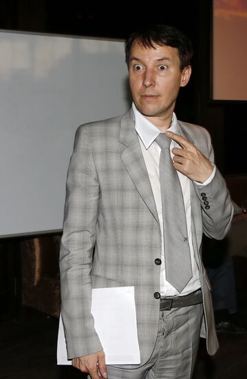 D. Khotimsky presents: Let's Cash In On the Crisis of Capitalism