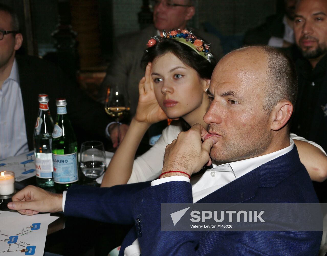 D. Khotimsky presents: Let's Cash In On the Crisis of Capitalism