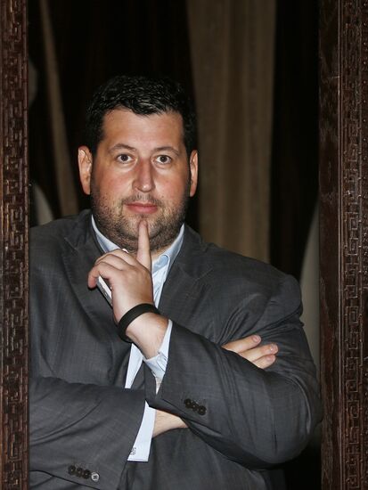 D. Khotimsky presents: Let's Cash In On the Crisis of Capitalism