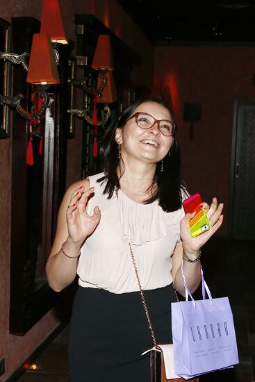 D. Khotimsky presents: Let's Cash In On the Crisis of Capitalism