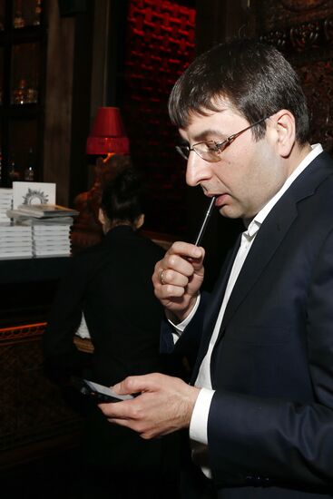 D. Khotimsky presents: Let's Cash In On the Crisis of Capitalism