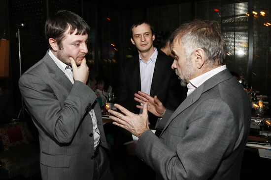 D. Khotimsky presents: Let's Cash In On the Crisis of Capitalism