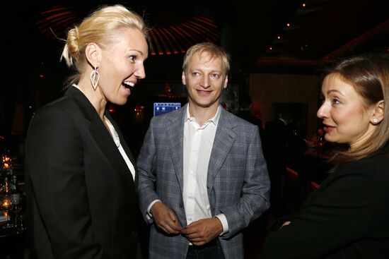 D. Khotimsky presents: Let's Cash In On the Crisis of Capitalism