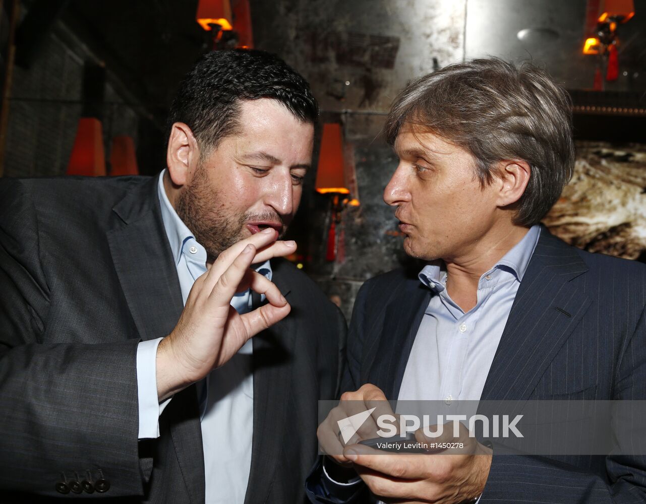 D. Khotimsky presents: Let's Cash In On the Crisis of Capitalism