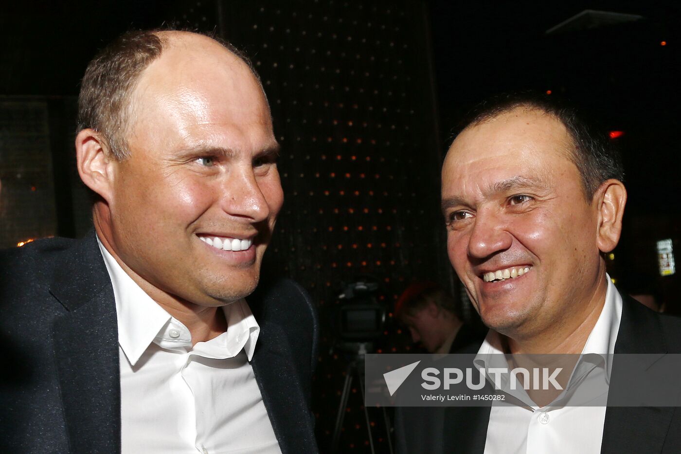 D. Khotimsky presents: Let's Cash In On the Crisis of Capitalism