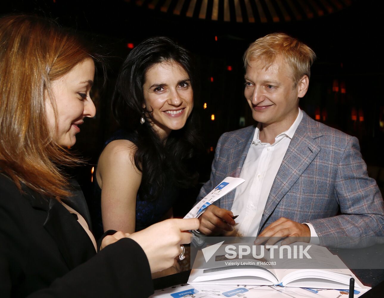 D. Khotimsky presents: Let's Cash In On the Crisis of Capitalism