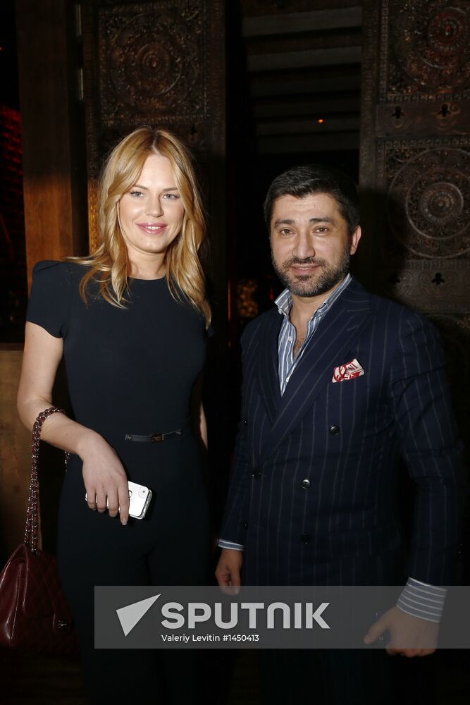 D. Khotimsky presents: Let's Cash In On the Crisis of Capitalism