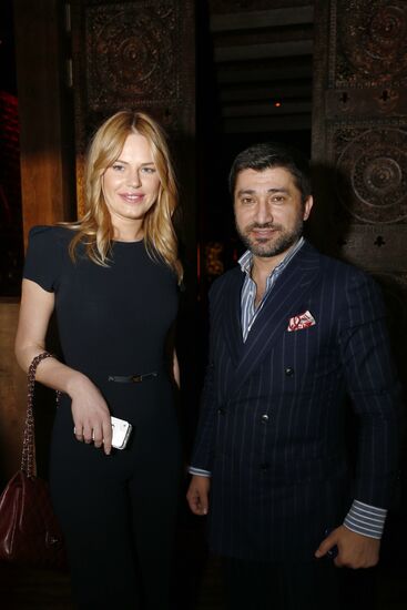 D. Khotimsky presents: Let's Cash In On the Crisis of Capitalism