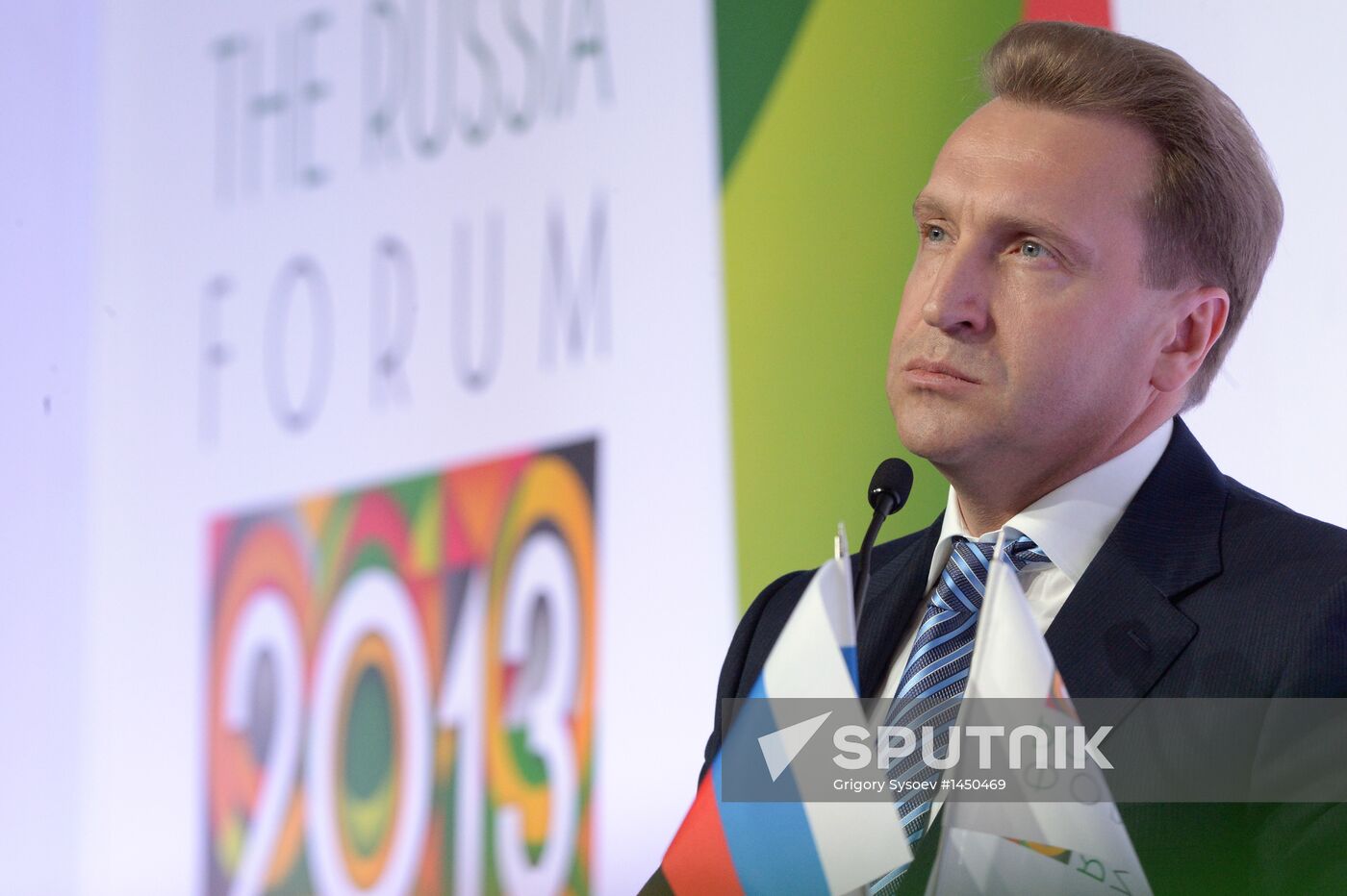 Ivanov, Powell meet at Russia Forum 2013