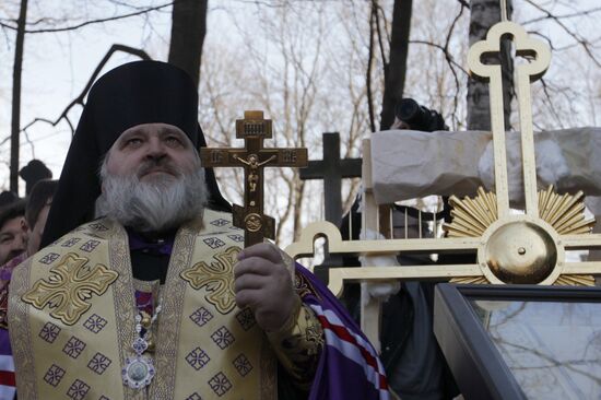 Cross mounted on St. Nicholas Church at Alexander Nevsky Lavra