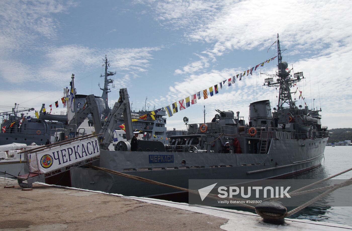 Participants in Blackseafor exercise arrive to Sevastopol