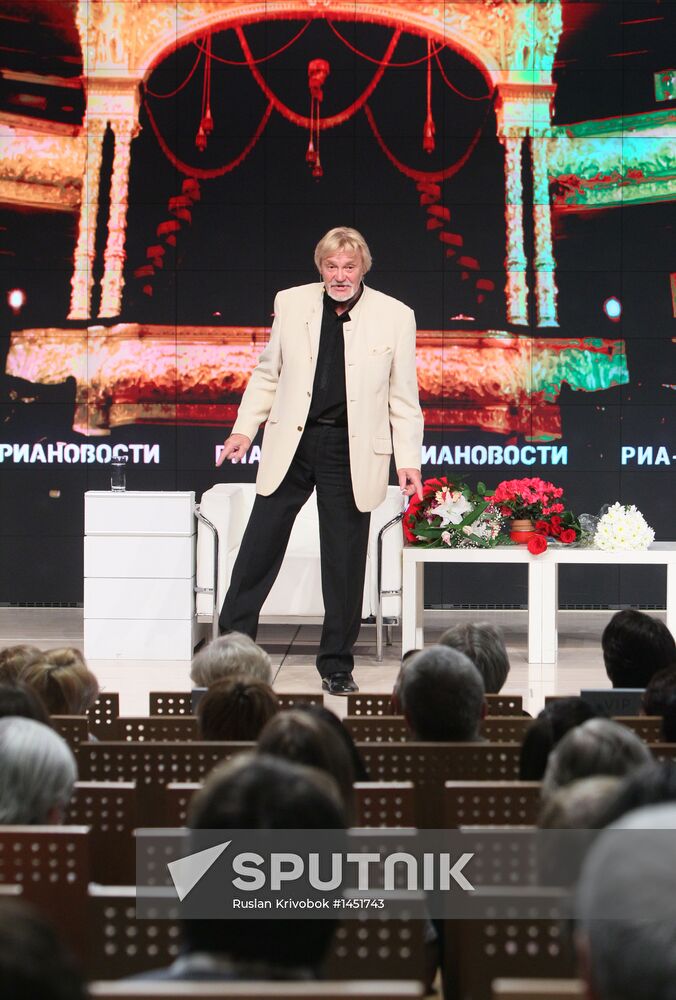 Vladimir Vasilyev during his gala at RIA Novosti