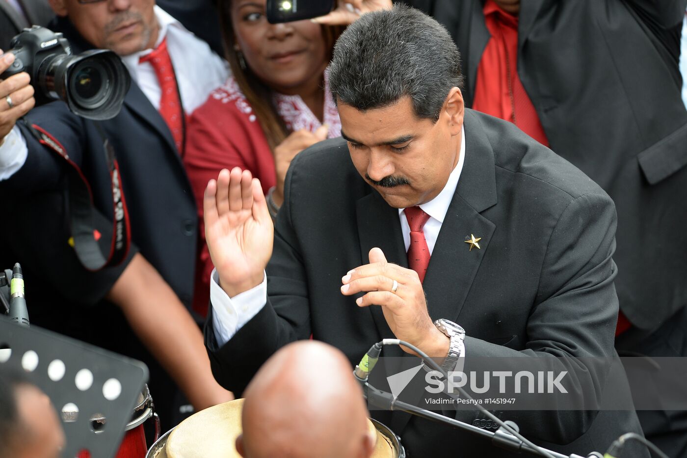 Nicolas Maduro sworn in as Venezuela's president