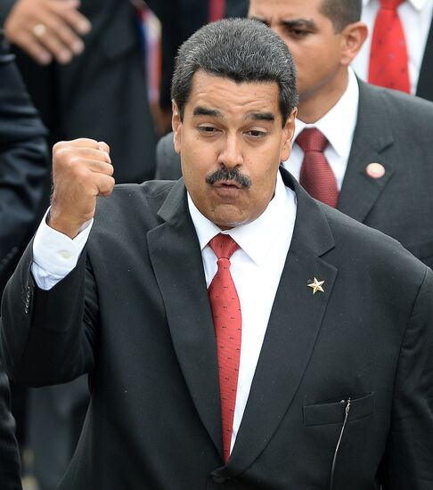Nicolas Maduro sworn in as Venezuela's president