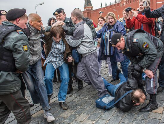 Unsanctioned opposition rally on Red Square