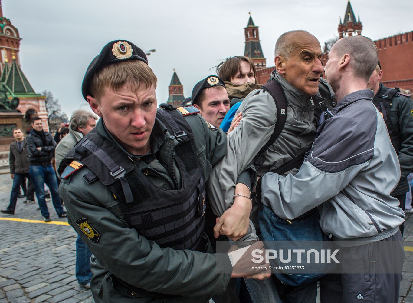 Unsanctioned opposition rally on Red Square