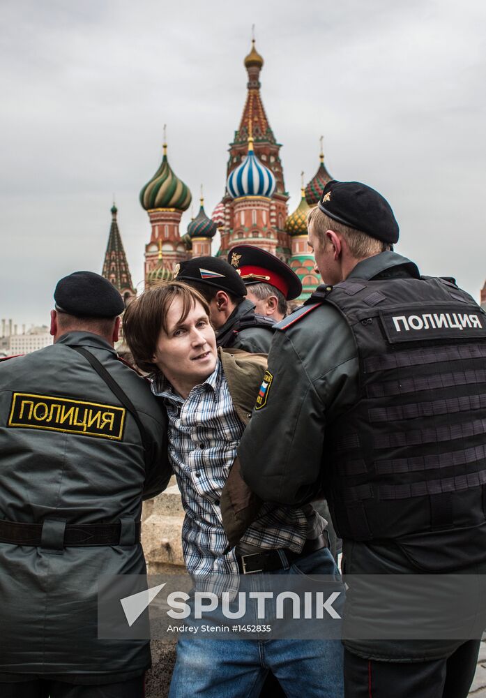 Unsanctioned opposition rally on Red Square