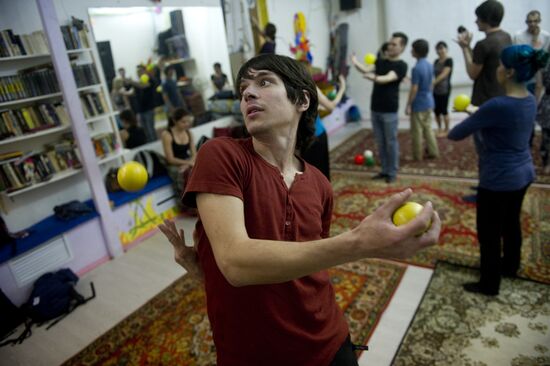 Juggling classes