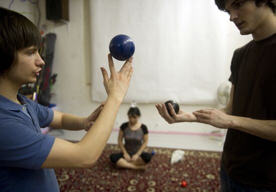 Juggling classes