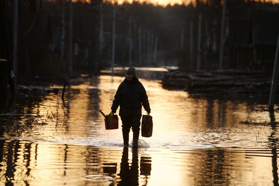 Spring flood in Novgorod Region