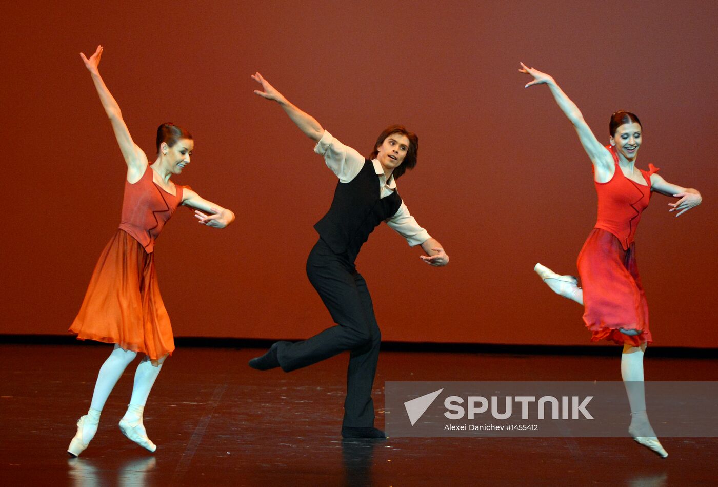 "Dance Open-2013" ballet festival wraps up in St Petersburg