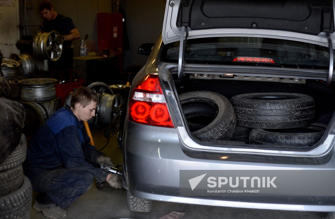 Work of tire centers in Russian cities