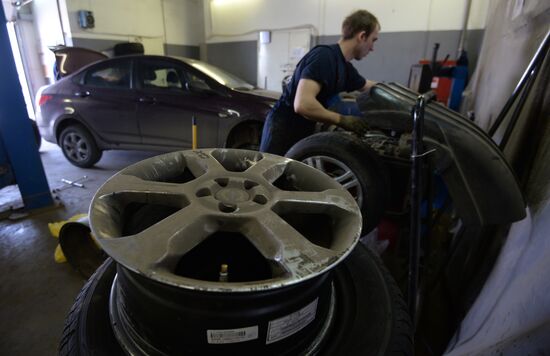 Work of tire centers in Russian cities