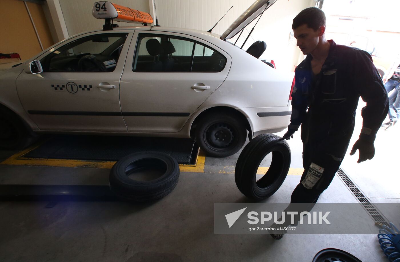 Work of tire centers in Russian cities