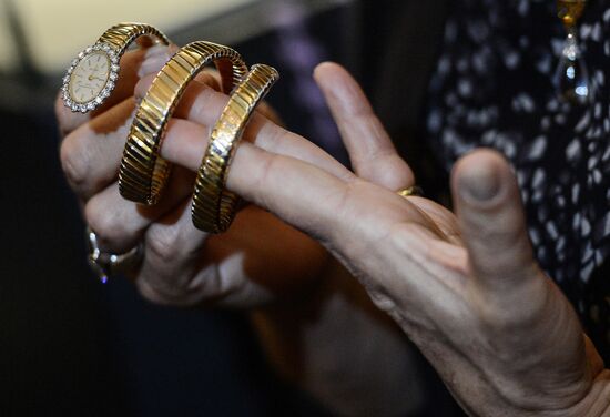 Sotheby's displays Gina Lollobrigida jewelry in Moscow