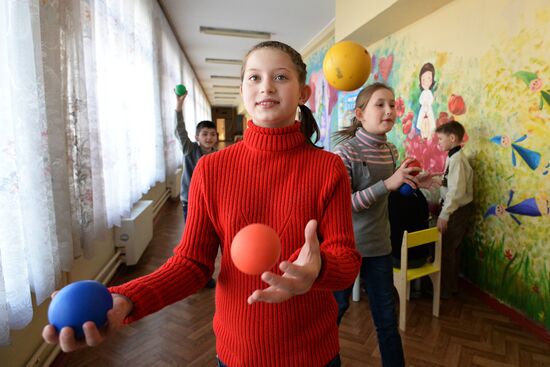 Circus school students' routines