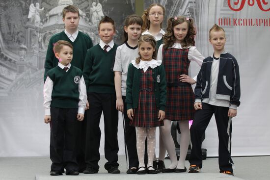Festival of school uniforms and prom dresses "Aleksandriyka"