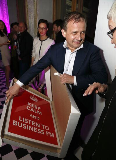 Without Falseness and Obscenities: Six Years of Business FM