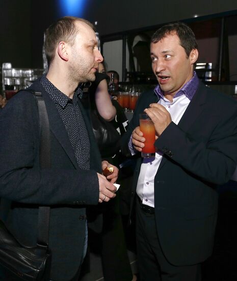 Without Falseness and Obscenities: Six Years of Business FM