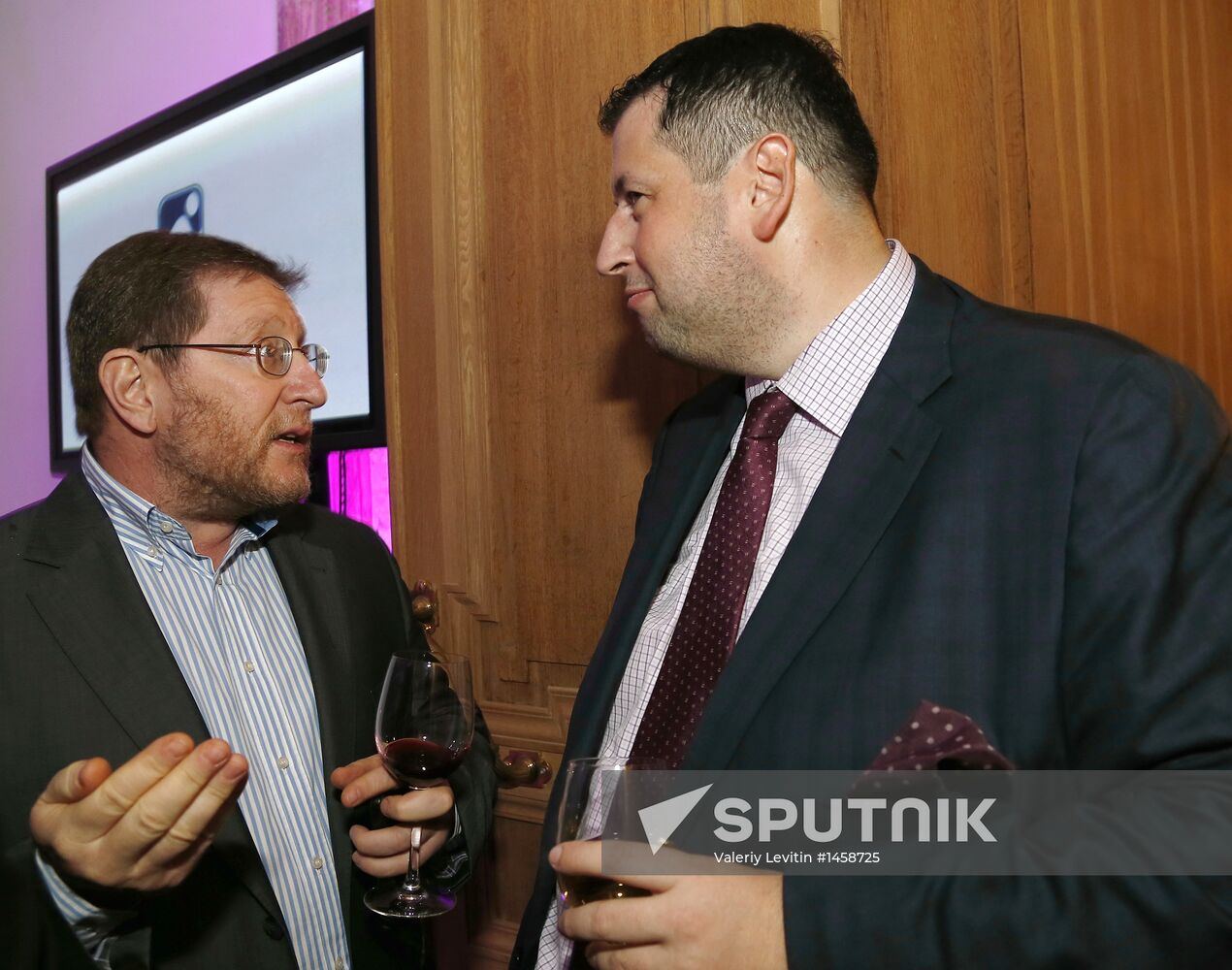 Without Falseness and Obscenities: Six Years of Business FM