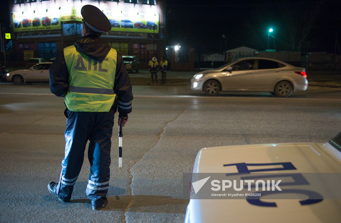 Traffic police holds raid on drunk drivers in Novosibirsk