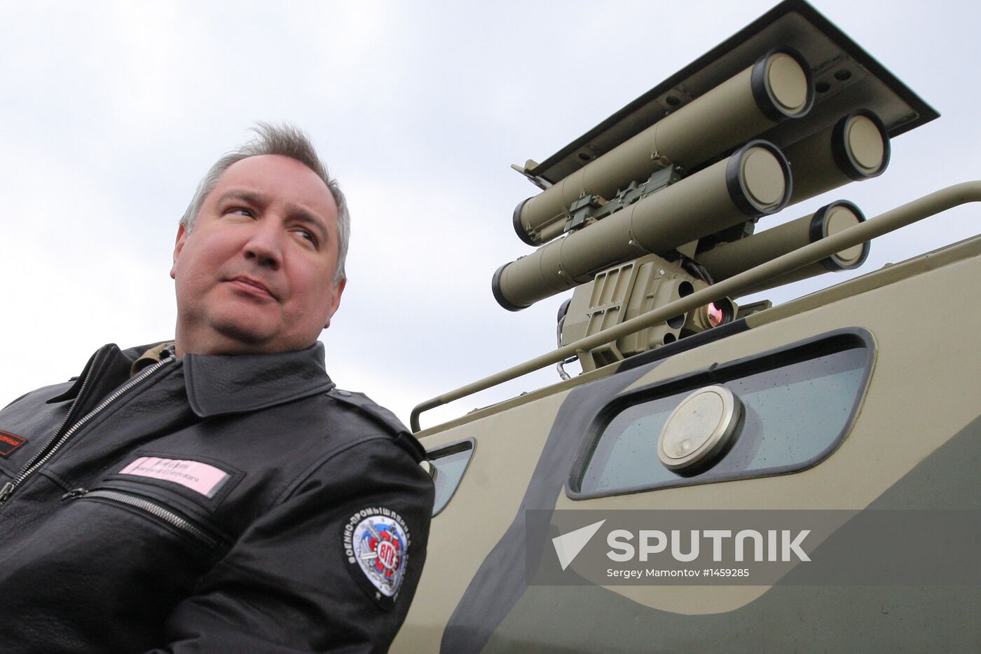 Dmitry Rogozin visits Tula Airborne Division