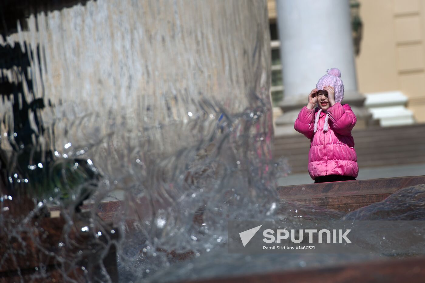 Fountain season gets underway in Moscow